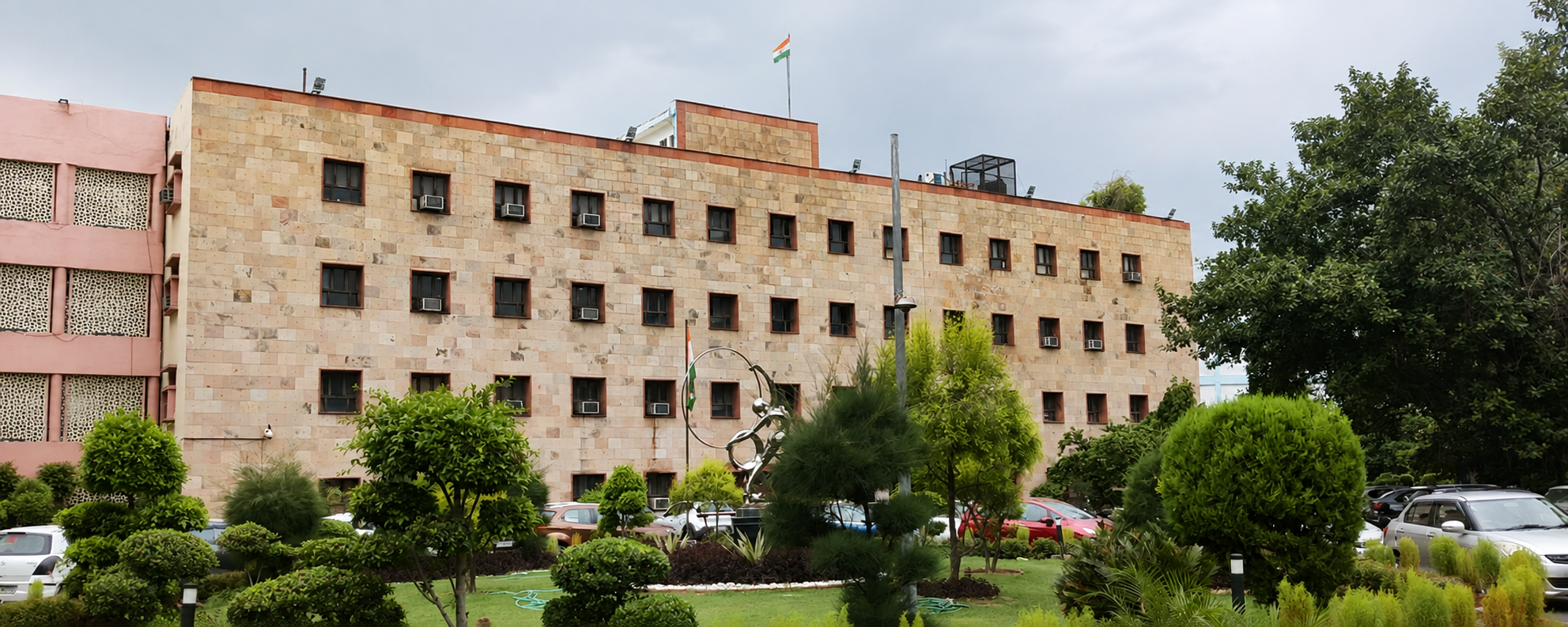 Maulana Azad Medical College